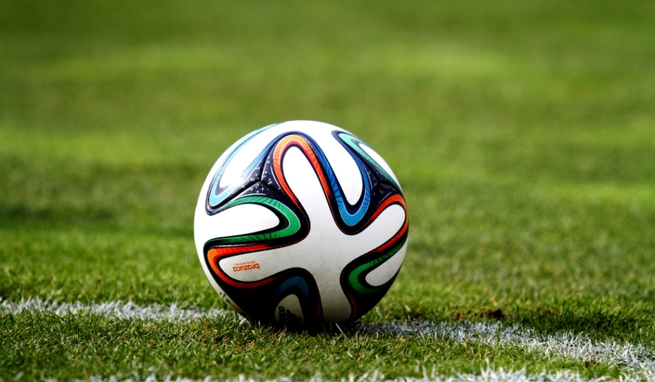 Specialize hand Unconscious Ştiinţa mingii de fotbal: ce spun cercetătorii despre Brazuca - mingea  neobişnuită care va fi folosită la Campionatul Mondial de Fotbal 2014?