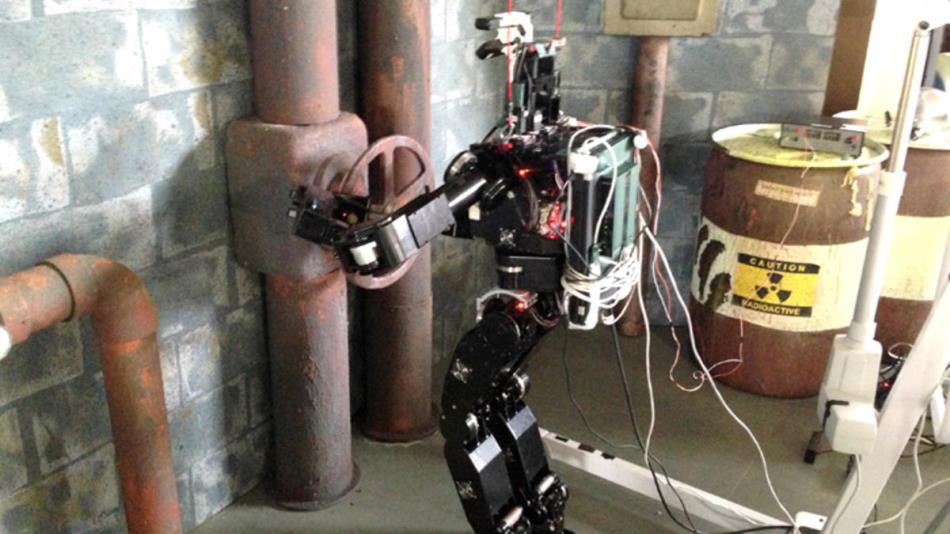 Robotul care poate interveni în cazul unor dezastre umanitare - VIDEO
