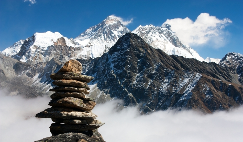 Everest NU mai este cel mai înalt munte din lume. Cercetătorii au şi alte ''înălţimi'' - FOTO