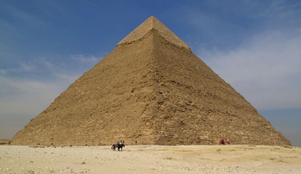 4-pyramids-of-giza-egypt-20.jpg