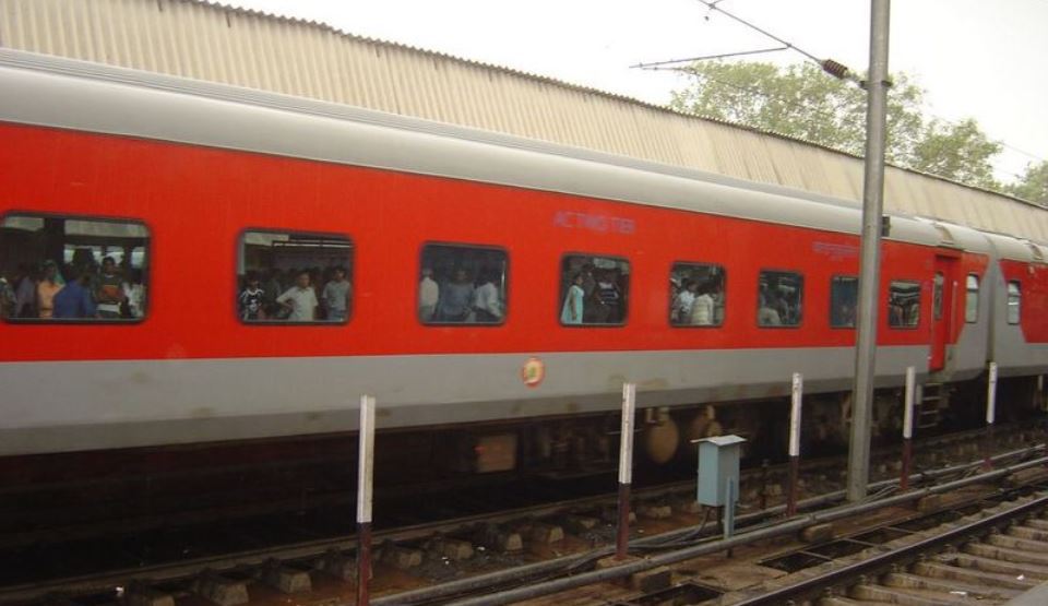 Un Indian A Primit Un Tren Drept Compensa ie Dup Ce A Dat n Judecat 