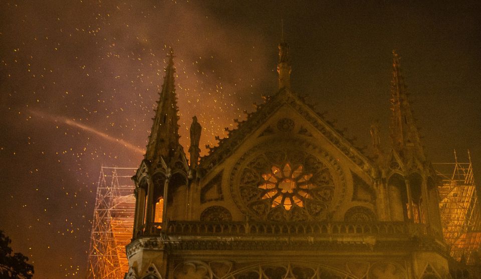 Geography masterpiece autobiography Posibilele cauze ale incendiului de la Notre Dame, stabilite la două luni  de la producerea incidentului