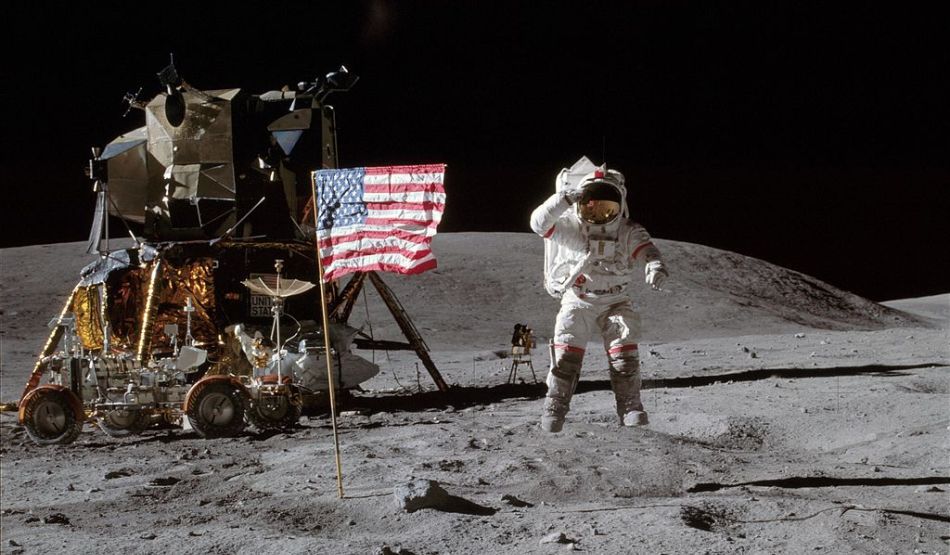 51 de ani de la Apollo 16, penultima misiune care a dus omul pe Lună.  Urmăreşte istoria Apollo în şapte minute - VIDEO