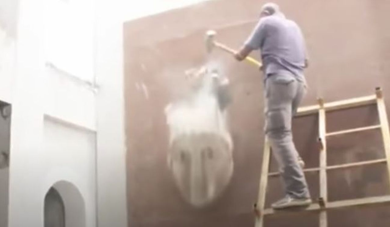 Top 10 momente în istorie când statuile unor figuri celebre au fost dărâmate