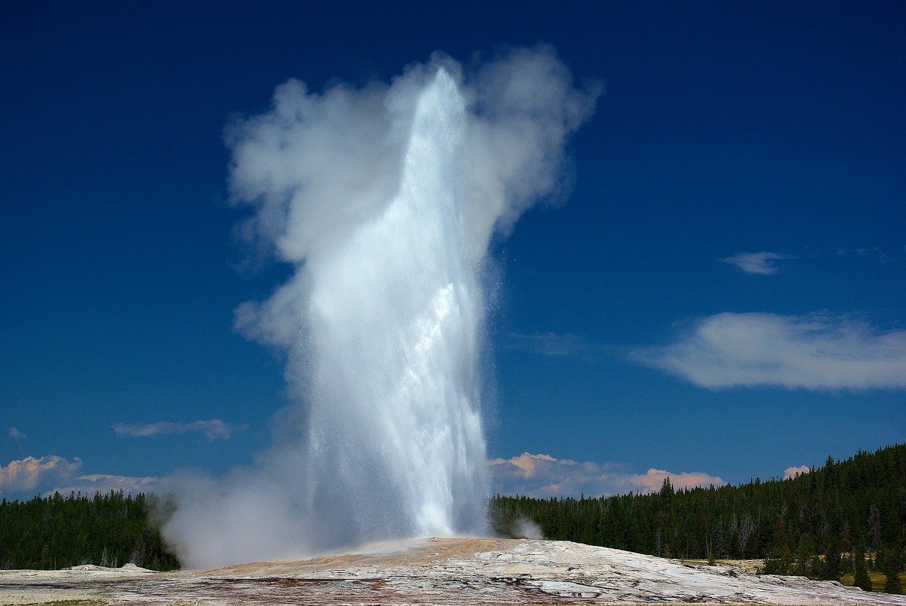 Geizeri Un celebru gheizer din Yellowstone ar putea să „adoarmă”. Cercetătorii ...