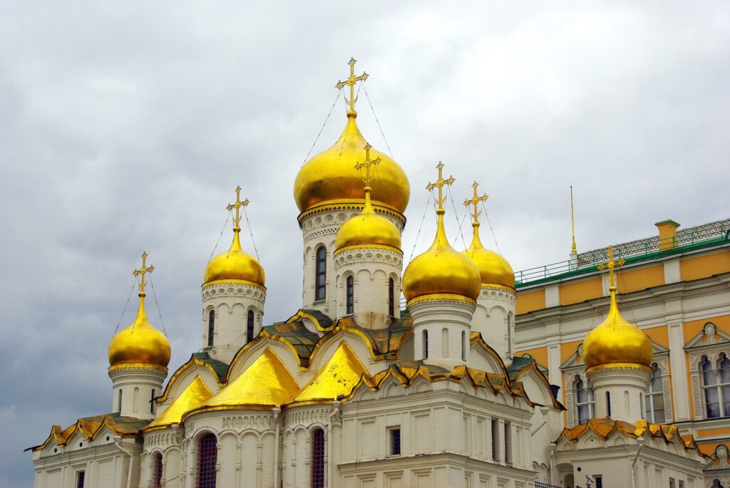 politicienii-ucraineni-au-propus-interzicerea-bisericii-ortodoxe-ruse