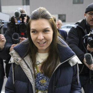 Simona Halep a dat în judecată producătorul suplimentului care i-a ...