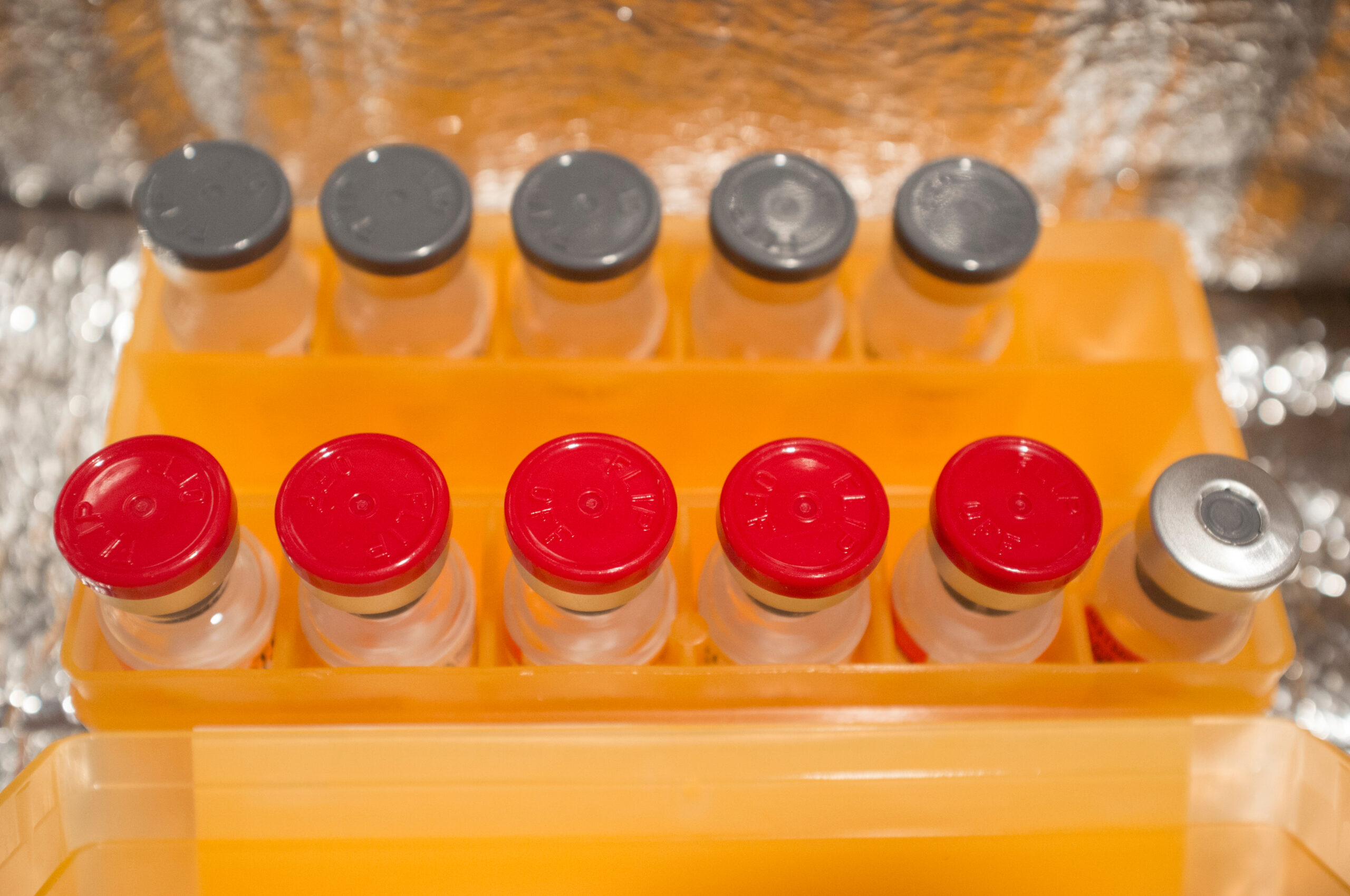 Tot mai mulți părinți din România aleg să nu-și vaccineze copiii