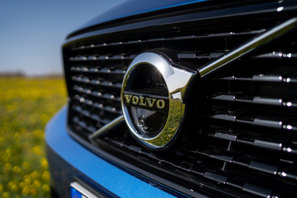 Volvo renunță la 2.500 de angajați după ce anul trecut a redus alte 3.000 de posturi