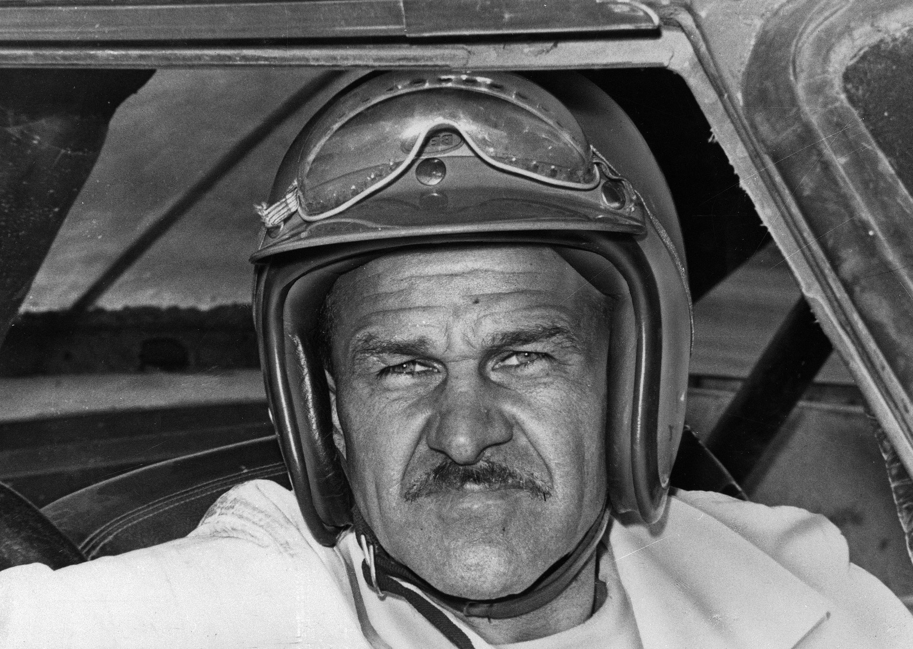 Wendell Scott Sr., primul pilot afro-american care a cucerit NASCAR
