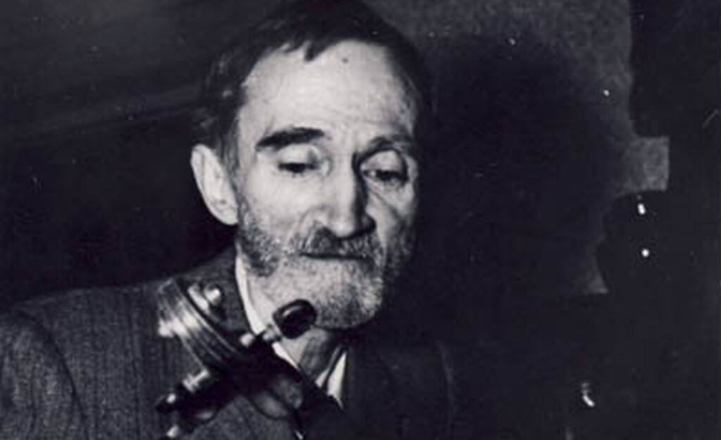 Se împlinesc 145 de ani de la naşterea celui mai important poet simbolist român