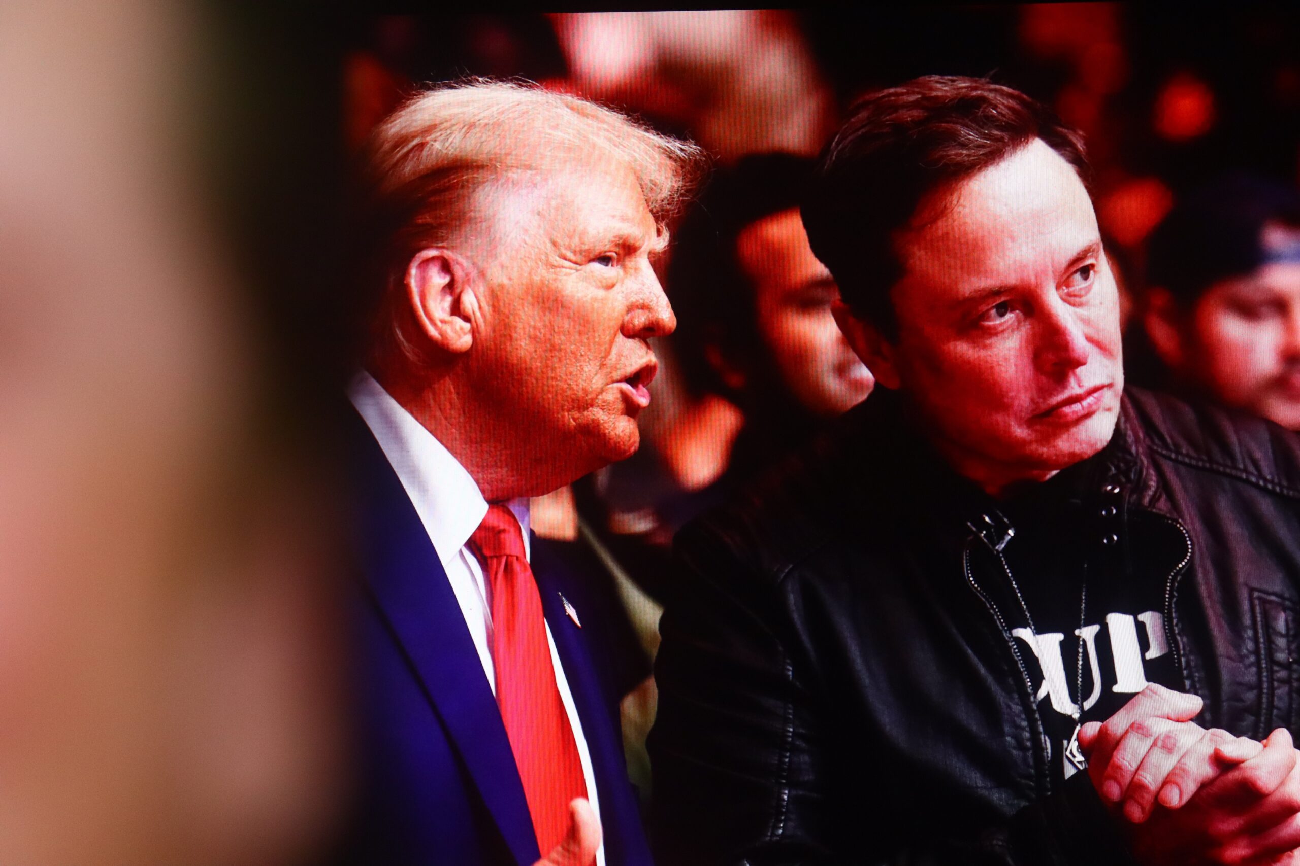 Donald Trump și Elon Musk s-au împăcat