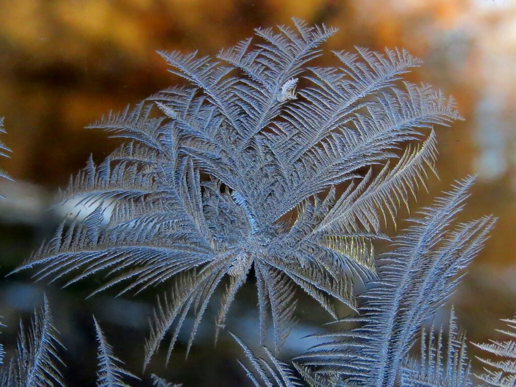 O nouă formă de gheață a fost creată la peste 2.000 °C