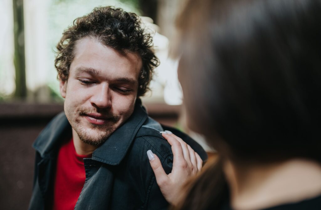 psihologia-confirm-ce-i-face-at-t-de-speciali-pe-oamenii-carismatici