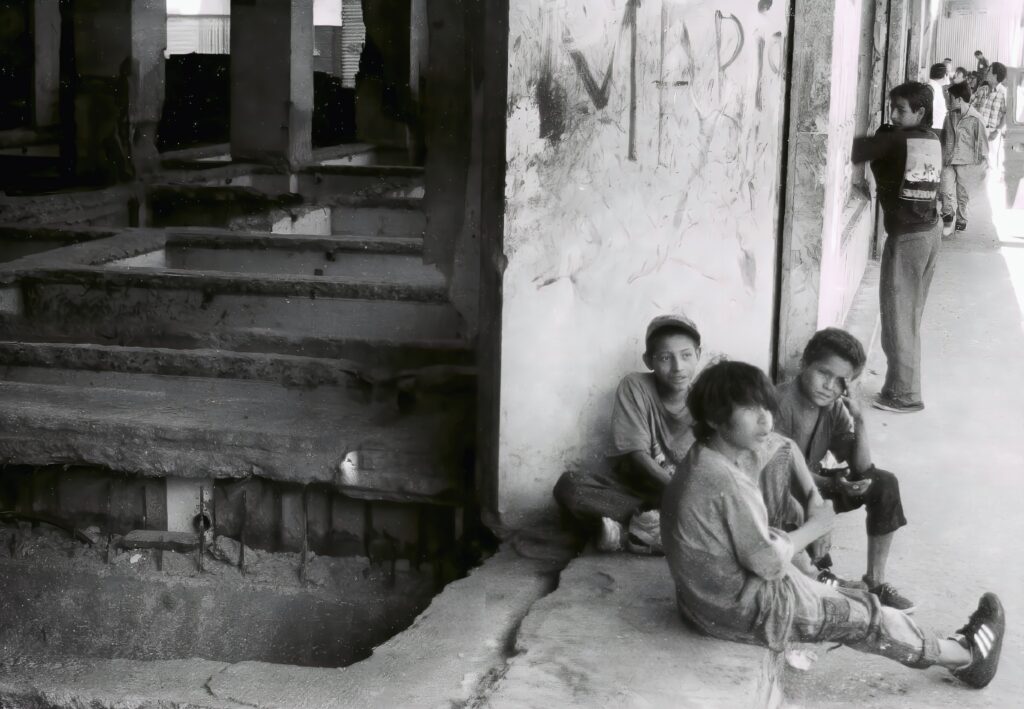 o-lege-f-r-precedent-permite-condamnarea-copiilor-de-12-ani-la-nchisoare-pe-via