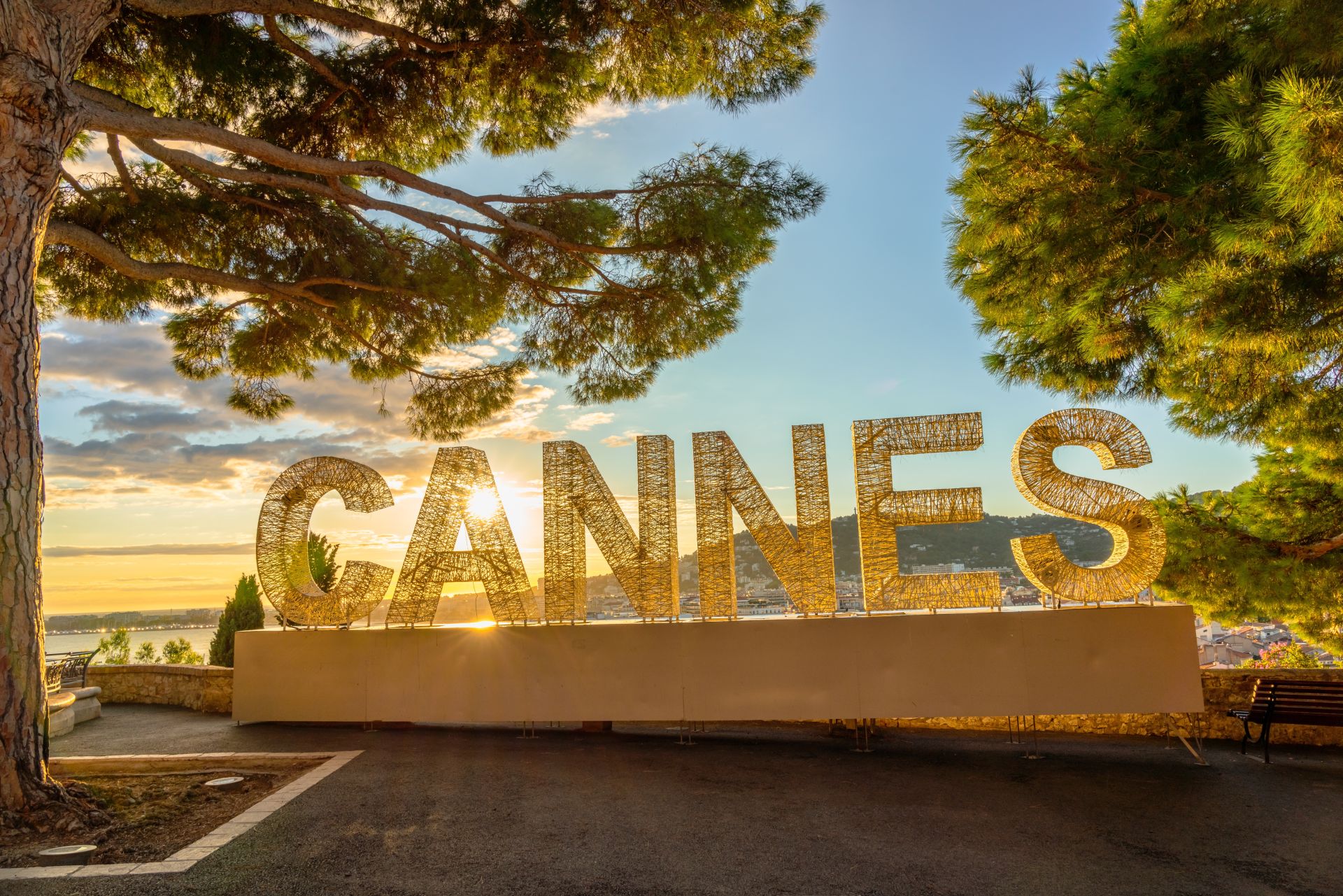 Poza pentru articolul Festivalul de la Cannes s-a născut dintr-un conflict politic. Povestea puțin cunoscută a celui mai celebru festival de film din lume