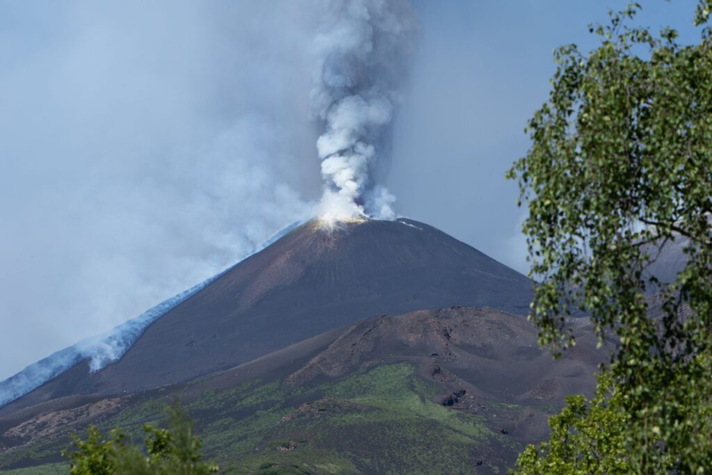 Erupțiile vulcanice din Cercul de Foc al Pacificului ar fi răcit Pământul timp de secole