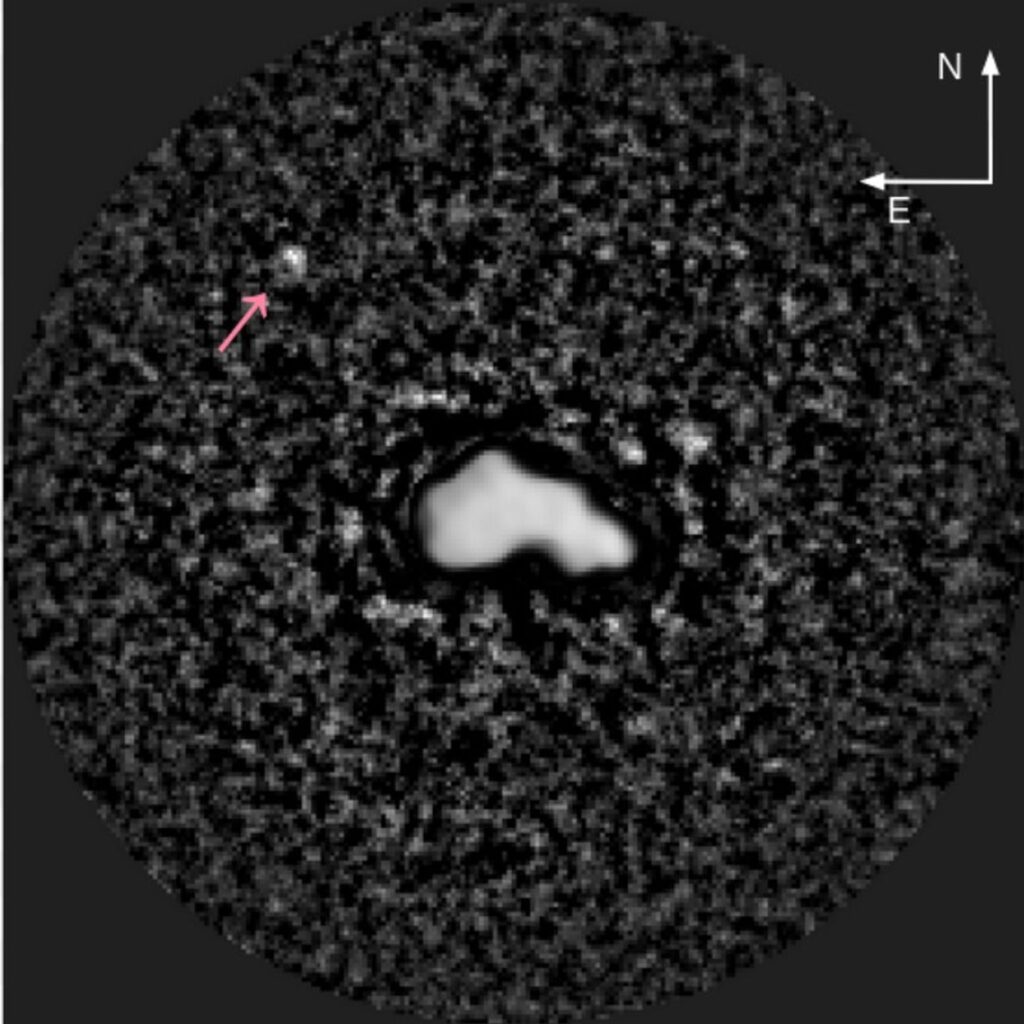 Primul asteroid cu trei capete descoperit în Sistemul Solar are și o mică lună