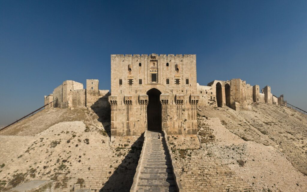 Test de cultură generală. Care este cel mai vechi castel din lume?