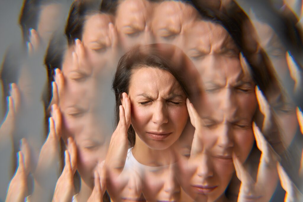 Migrena, acum înțeleasă mai bine ca oricând. Ce provoacă afecțiunea neurologică?