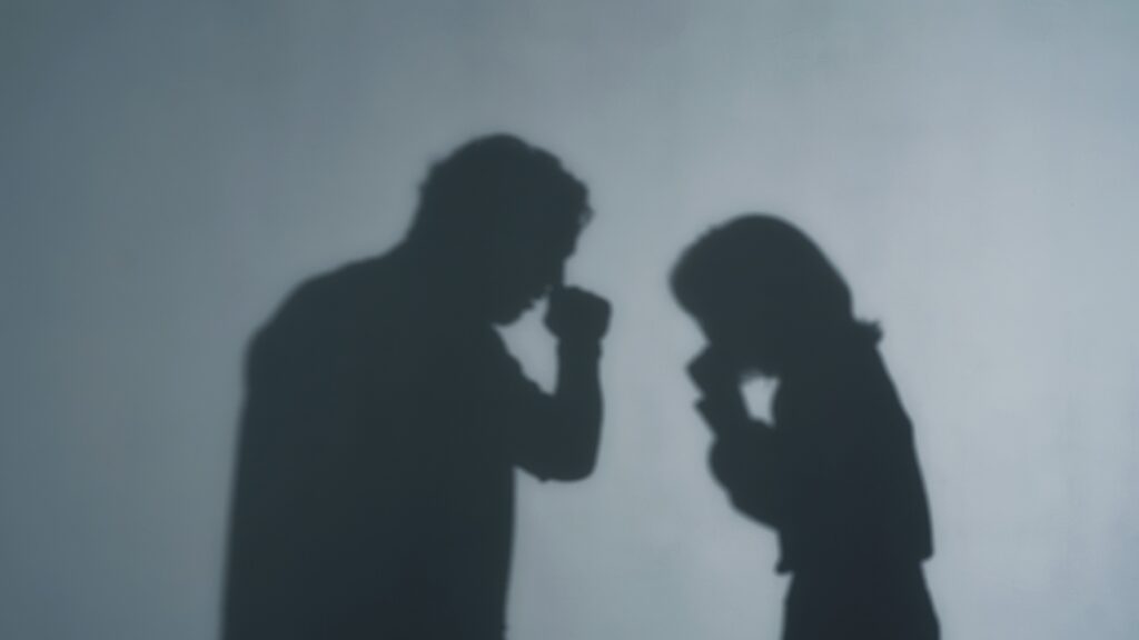 Ce poate ascunde o tuse care persistă mai mult de trei săptămâni?