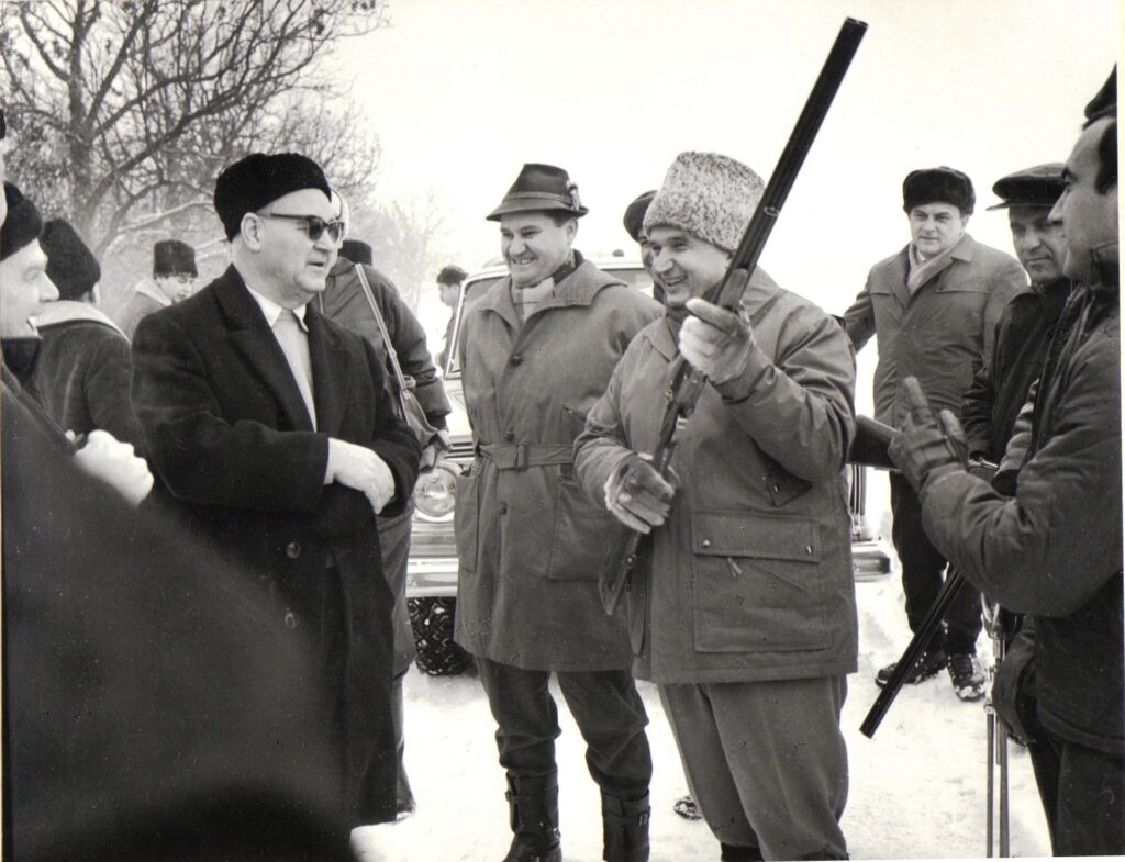 Fazani, diplomați și gloanțe. Vânătorile lui Ceaușescu care ascundeau și riscuri