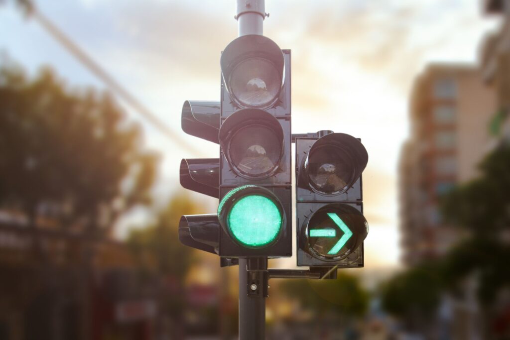 Strategie nouă: Ce recompensă primesc șoferii prudenți în unele orașe din SUA?