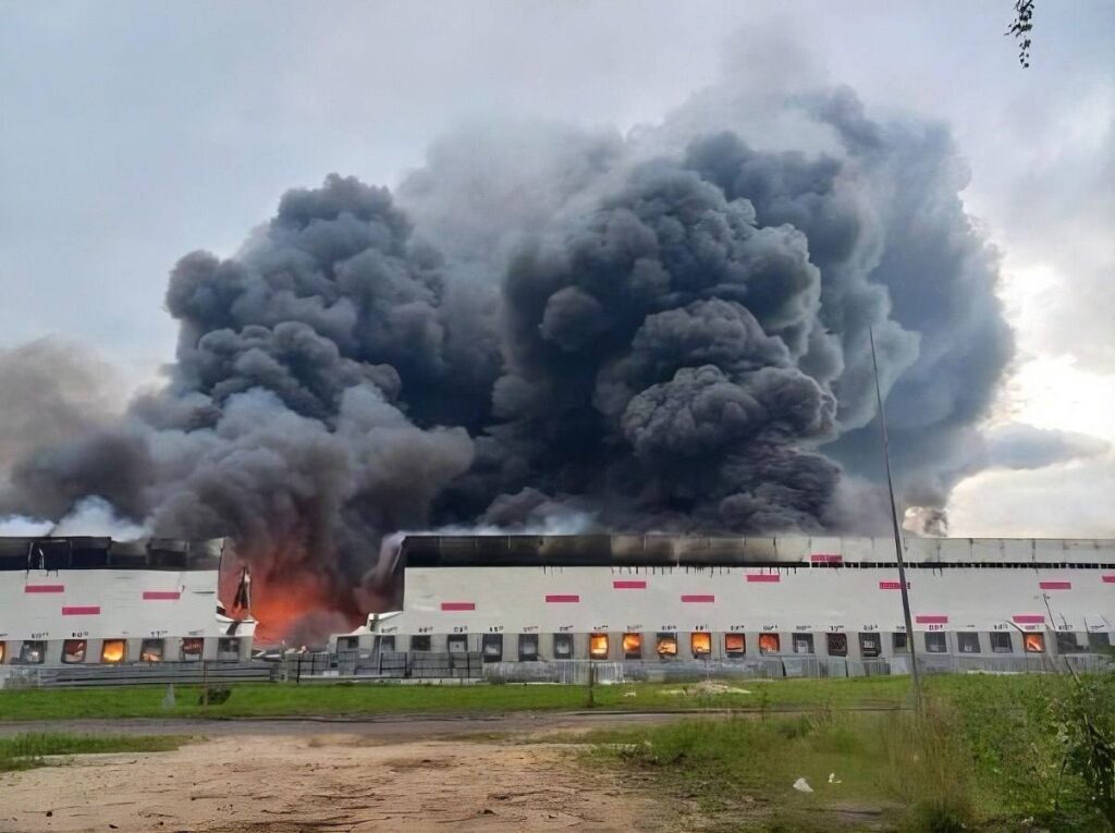 De ce a intensificat Ucraina atacurile asupra celui mai mare retailer online din Rusia?