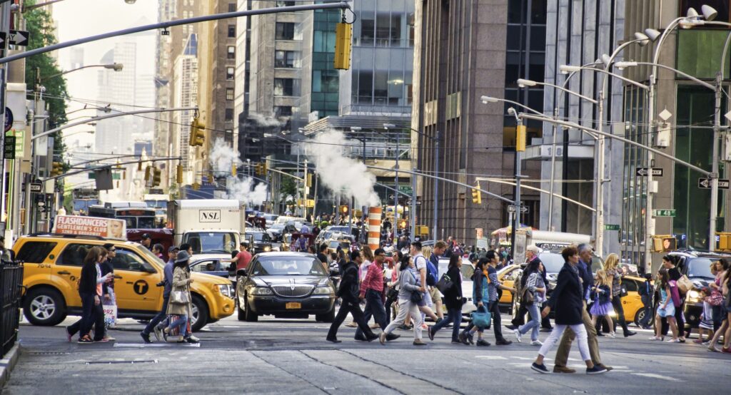 De ce stau la coadă locuitorii din New York pentru o pâine de 60 de dolari?