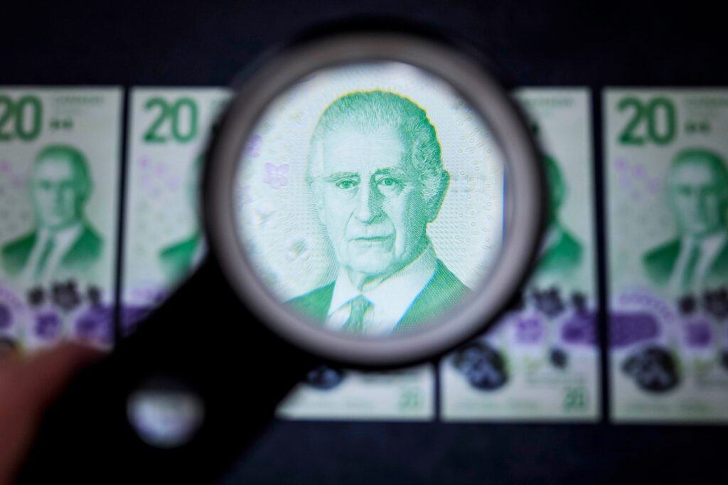 Regele Charles, primul monarh nou care apare pe o bancnotă canadiană în mai bine de 70 de ani