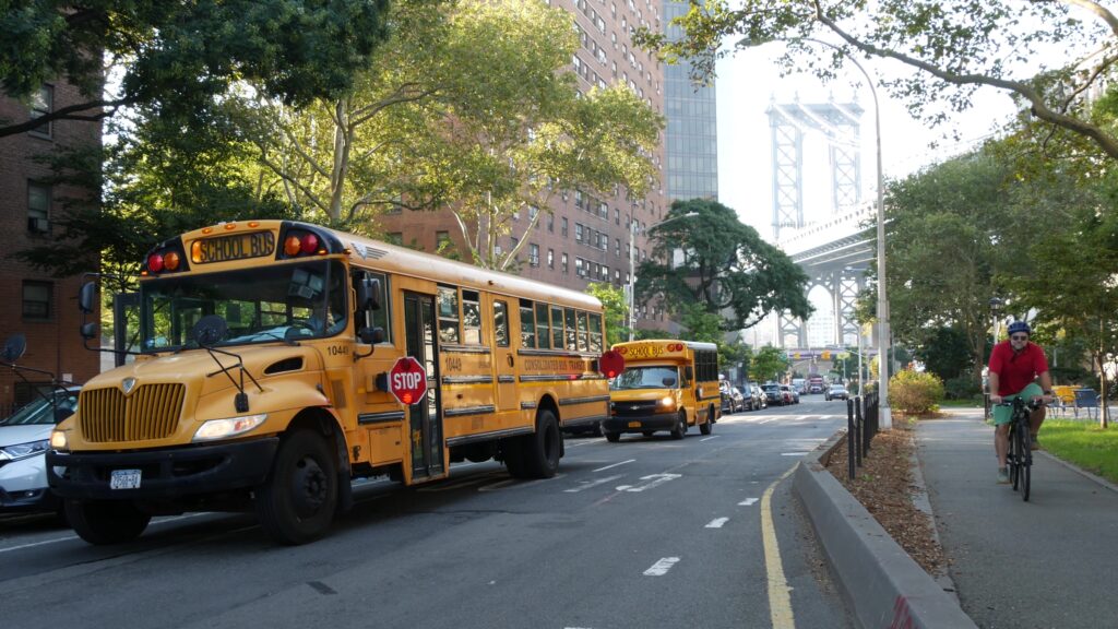 Inteligența Artificială, interzisă în școlile publice din New York