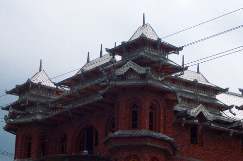 Crima organizata din Romania – Razboiul negru de langa noi