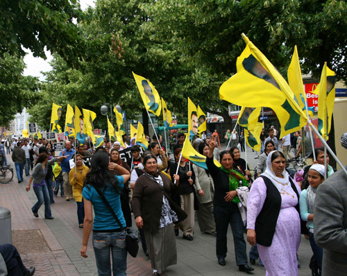 Crima organizata din Romania – Razboiul negru de langa noi