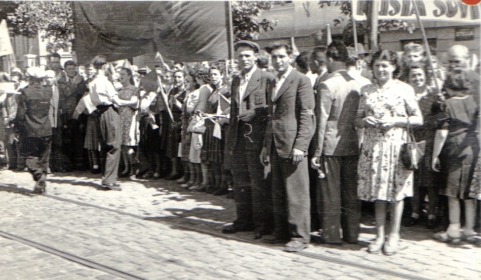 Cum ne vedeau americanii în anii 1940?