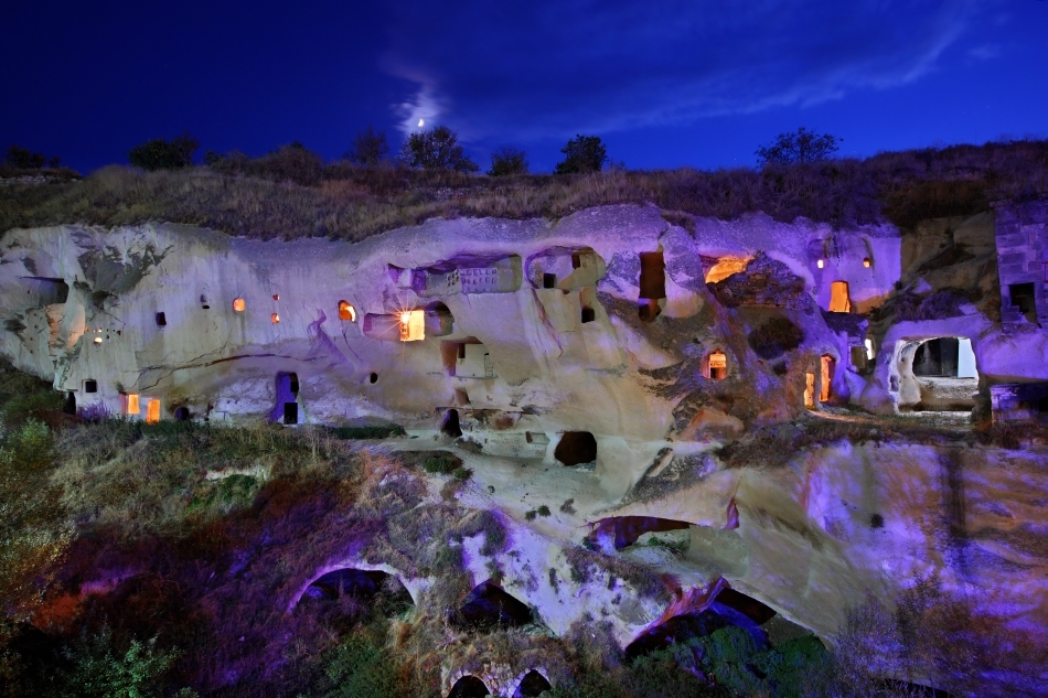 Casă tradiţională de tip peşteră din satul Ayvali. Pe vremuri, aici se găseau chiliile unor călugări