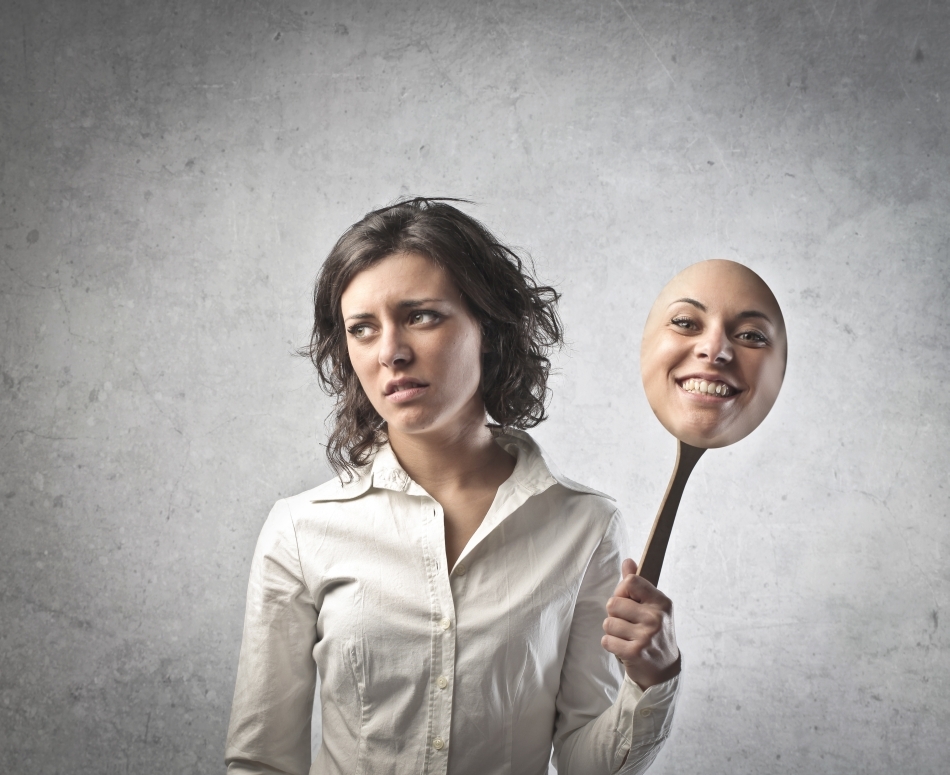 Cu măştile jos: arta de a minţi şi de a recunoaşte mincinoşii 