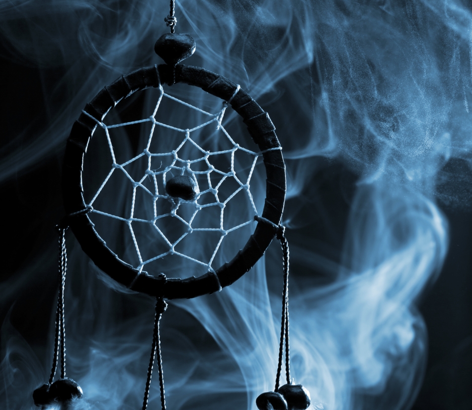 Un „Prinzător de Vise”, obiect tradiţional al şamanilor amerindieni.