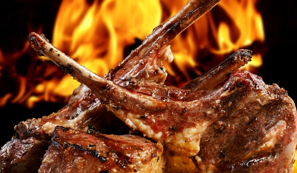 Frigerea pe jar sau pietre încinse a fost, probabil, prima metodă de a găti.