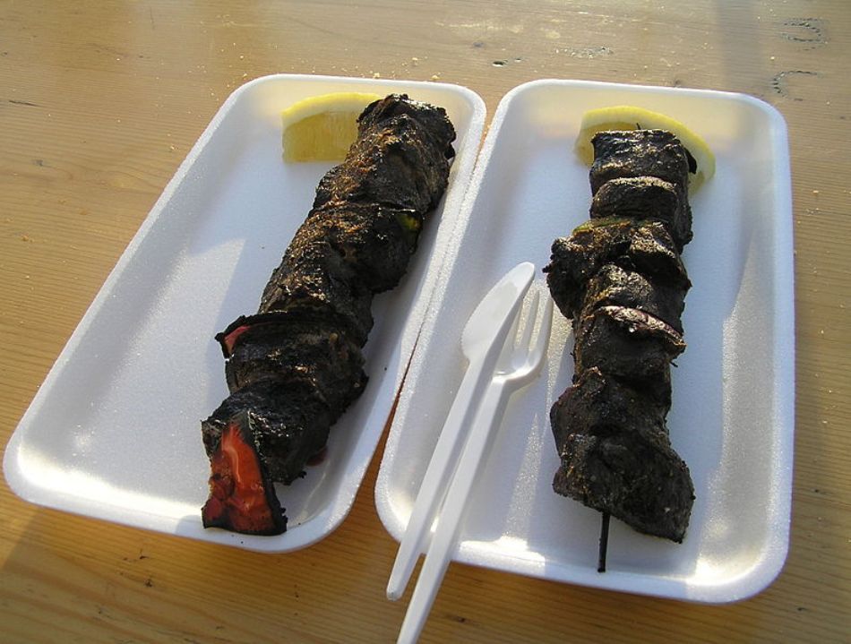  O porţie de frigărui de balenă în Rejkjavik