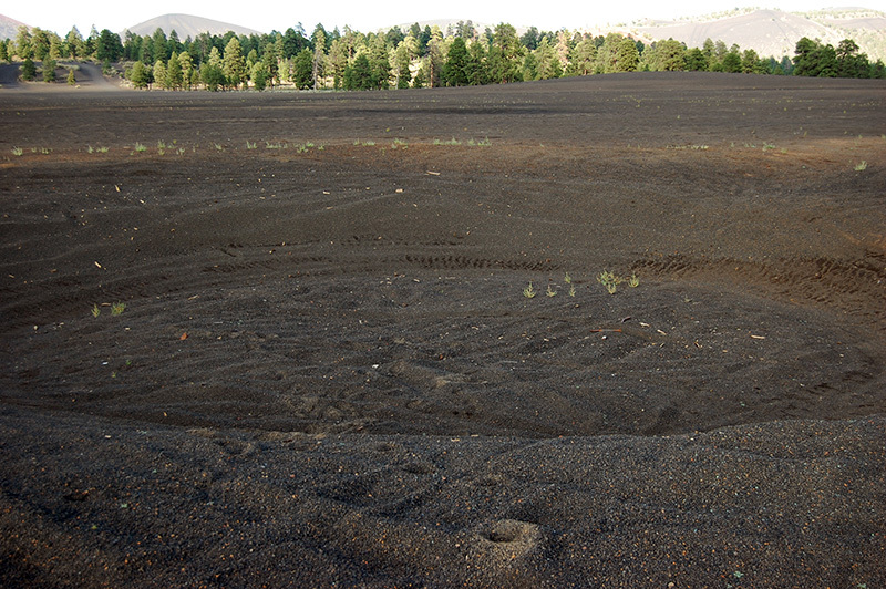 Fotografiile recente realizate de Geoff Manaugh şi Nicola Twilley surprind ce a mai rămas din craterele NASA