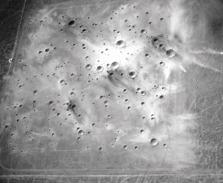 Craterele din zona Cinder Lake 