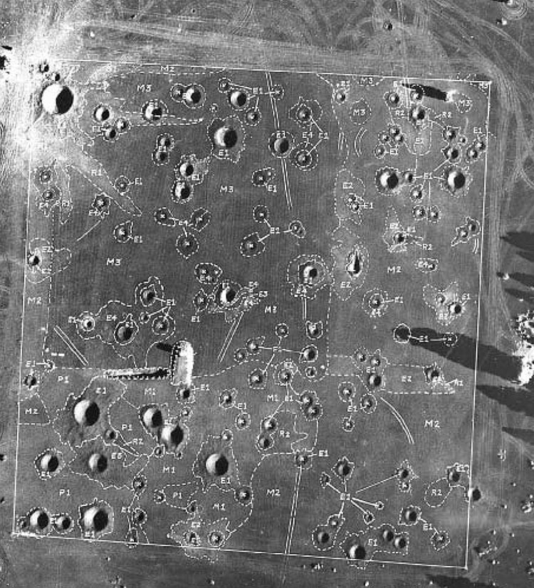 Harta geologică a craterelor de la Cinder Lake