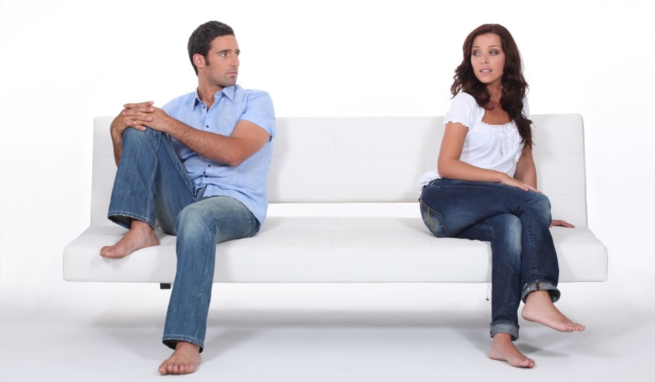 Doamnelor, nu vă mai supăraţi pe ei! Ştiinţa confirmă că bărbaţii nu se pricep la recunoaşterea emoţiilor