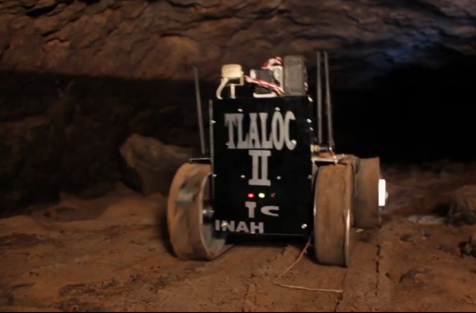 Robotul wireless numit Tlaloc II-TC va investiga tunelul de sub Templul Şarpelui cu Pene
