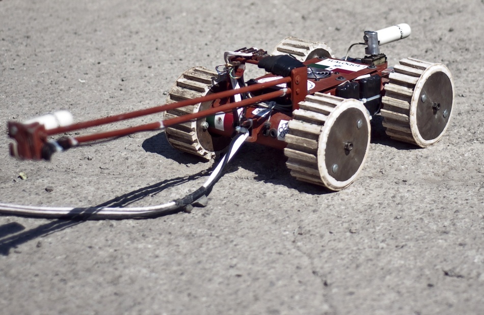 Robotul folosit în descoperirea sferelor misterioase