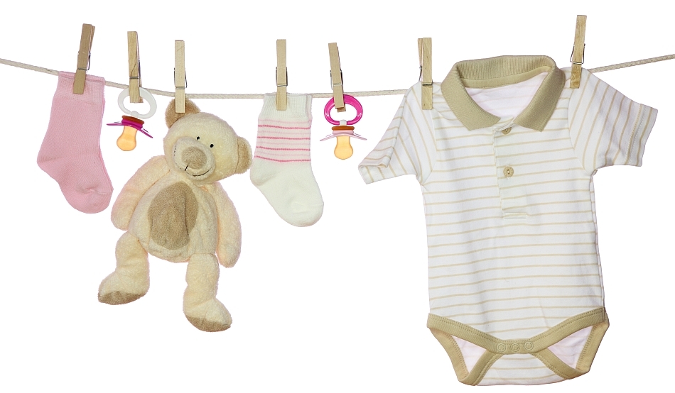 De ce dorm bebeluşii din Finlanda în cutii de carton?