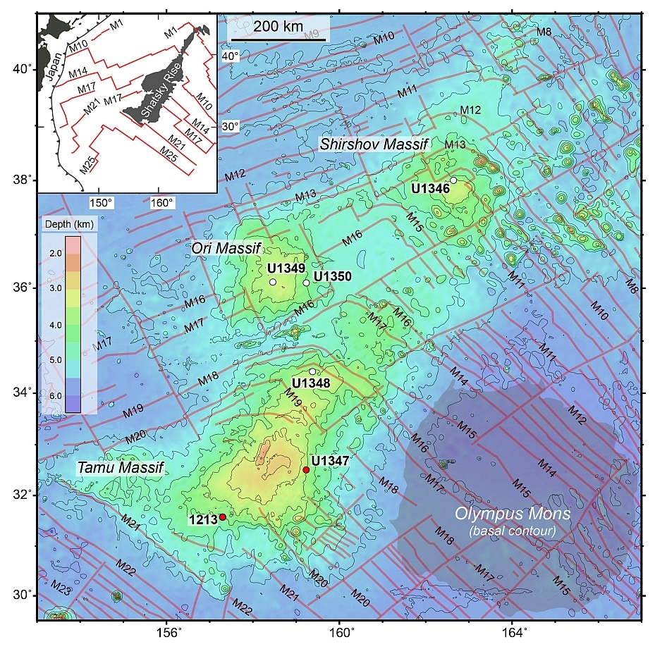 Masivul Tamu, comparat cu Olympus Mons de pe Marte