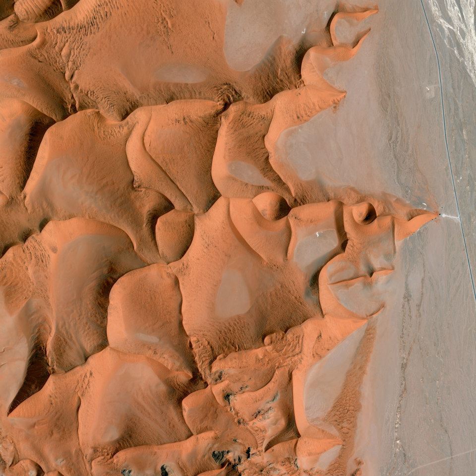 Deşertul Namib, zona Sossusvlie, Namibia, 13 mai 2013