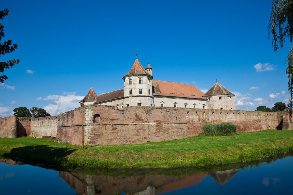 Cetatea Făgăraş este al doilea cel mai frumos castel din lume, potrivit unui clasament realizat de Hopper, un site dedicat planificării călătoriilor