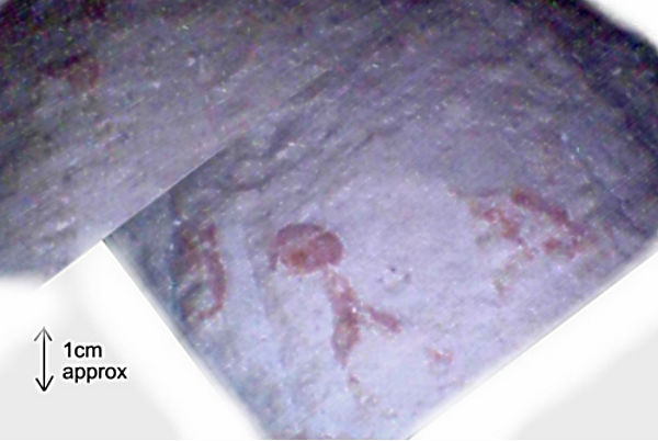 Imaginile filmate de robot în piramidă